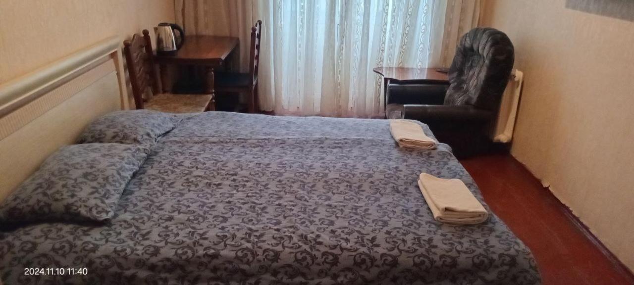 Alaska Fox Kijów Zewnętrze zdjęcie